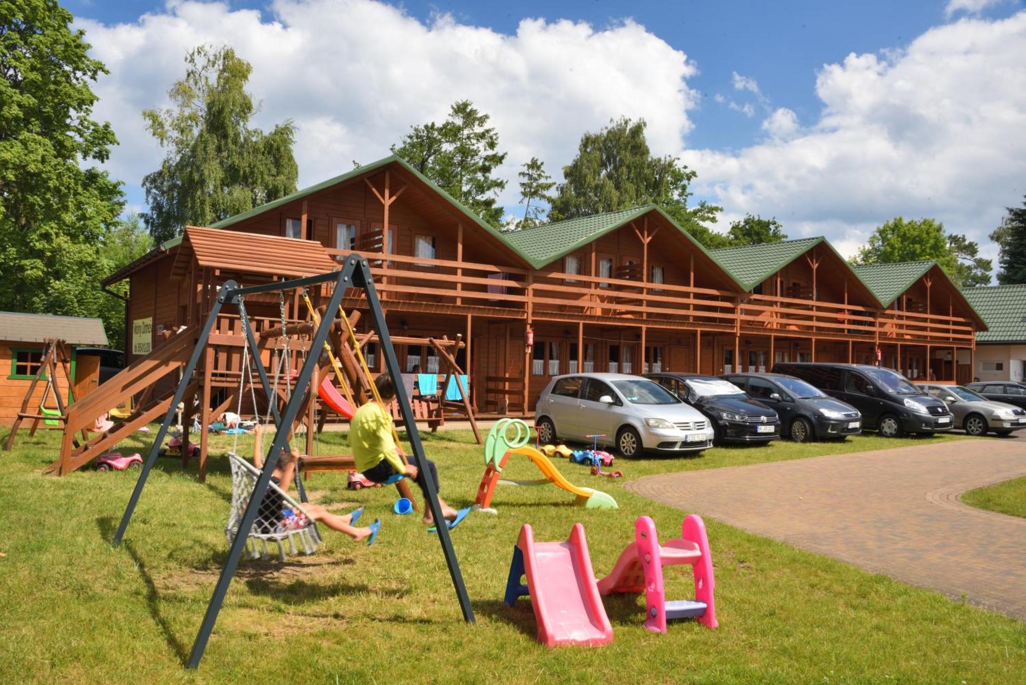 Mlodziezowy Domek Dla Grup Eldorado Mielno Centrum, 200M Od Morza Exterior photo