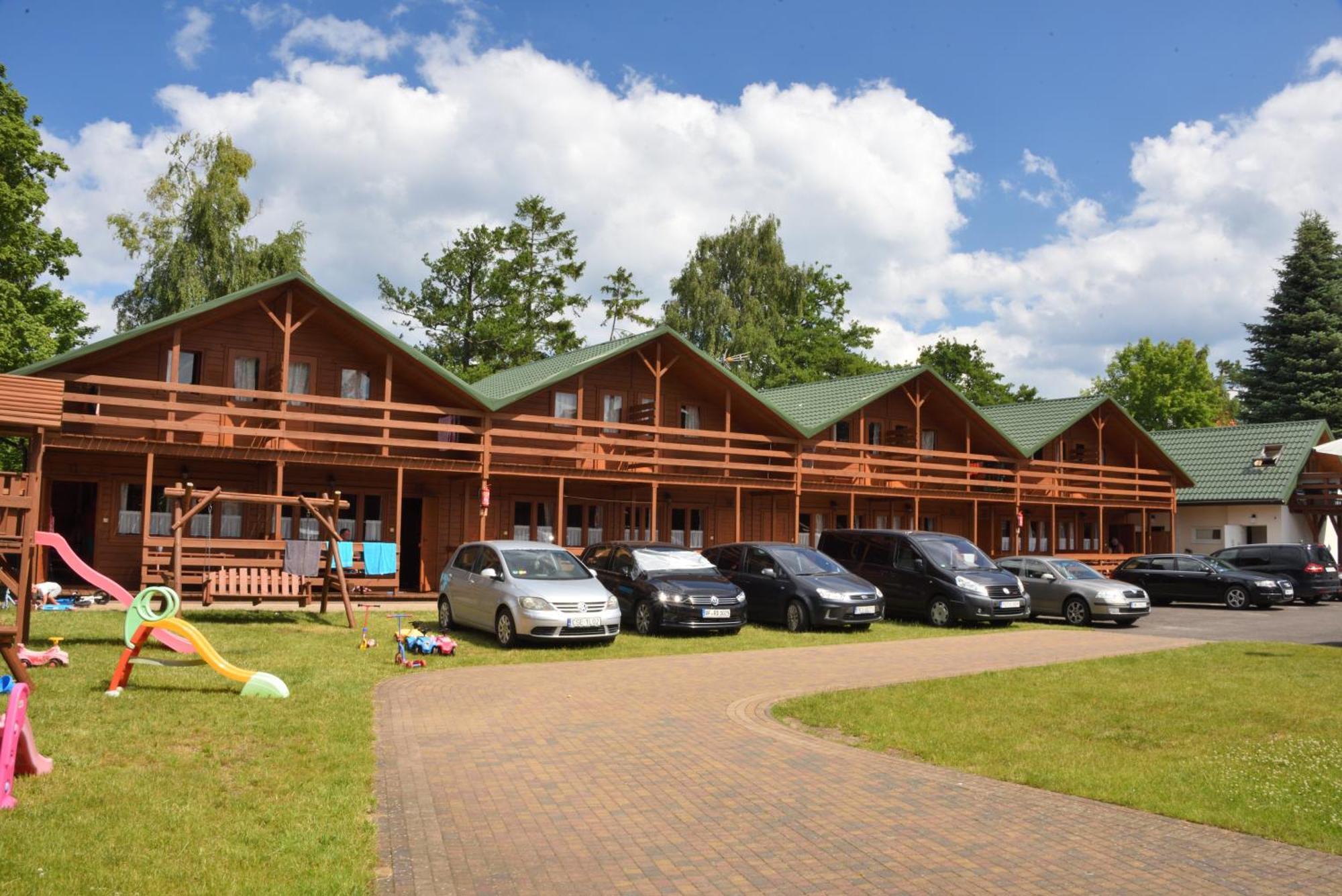 Mlodziezowy Domek Dla Grup Eldorado Mielno Centrum, 200M Od Morza Exterior photo