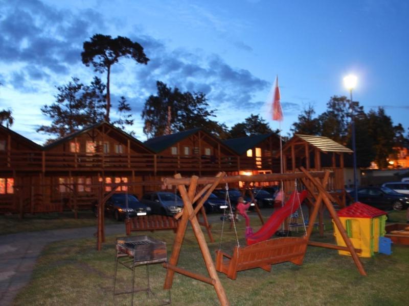 Mlodziezowy Domek Dla Grup Eldorado Mielno Centrum, 200M Od Morza Exterior photo